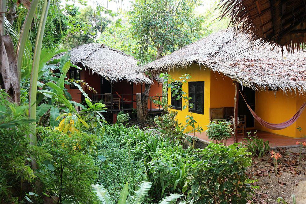 Relax Bay Resort Koh Lanta Bagian luar foto