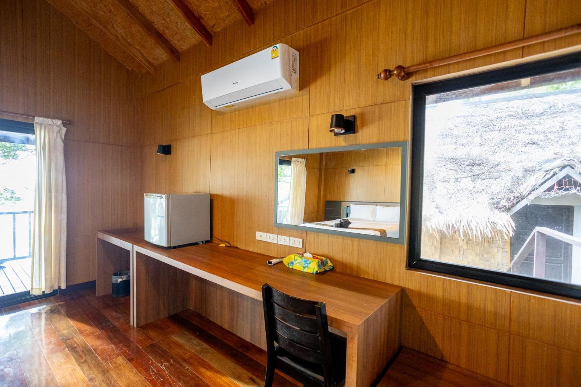 Relax Bay Resort Koh Lanta Bagian luar foto