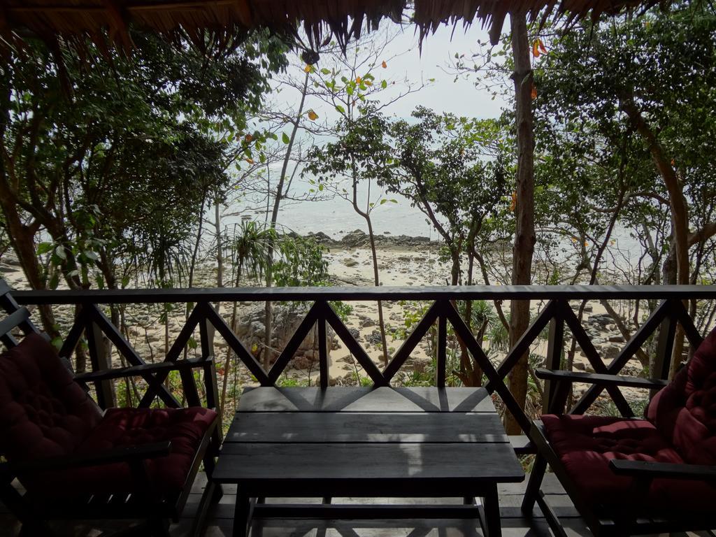 Relax Bay Resort Koh Lanta Bagian luar foto